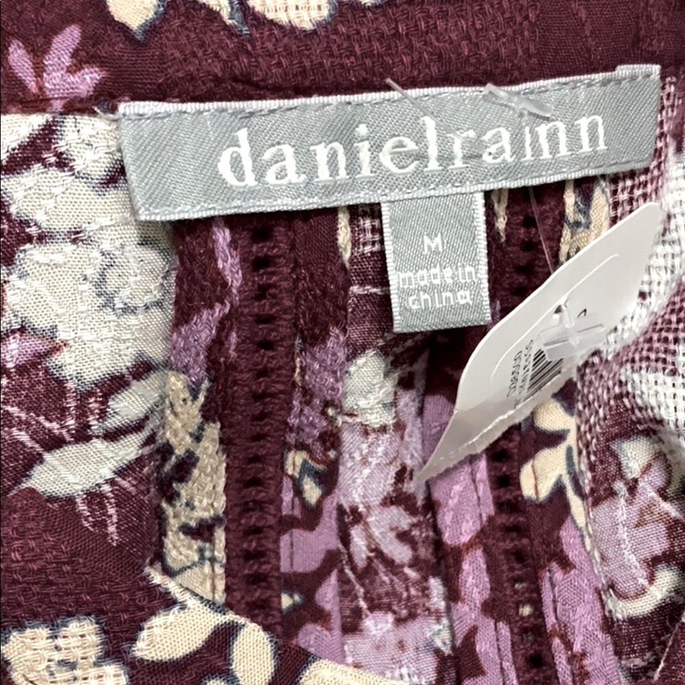 Daniel Rainn Top